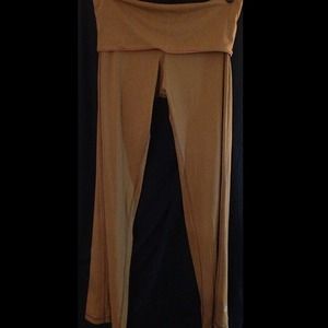 Lululemon size 10 athletic pants