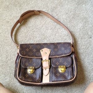 Inspired Louis Vuitton