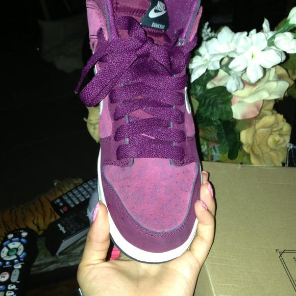 WMNS Nike Dunks HiGH - Picture 3 of 3