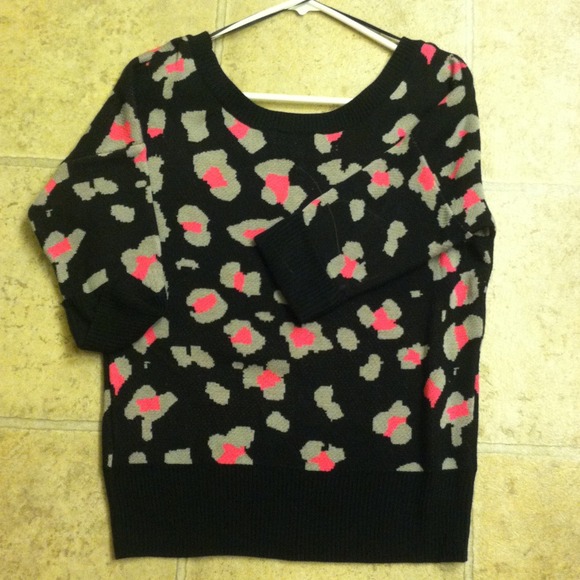 3/4 sleeve sweater