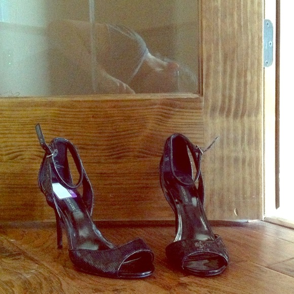 Black heels with ankle strap REDUCED!!!