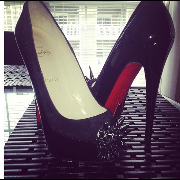 Christian louboutin pumps