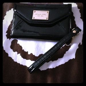 Michael Kors Wristlet