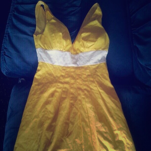 Akira Dresses & Skirts - Reduced Akira Chicago Yellow Dress Size Medium