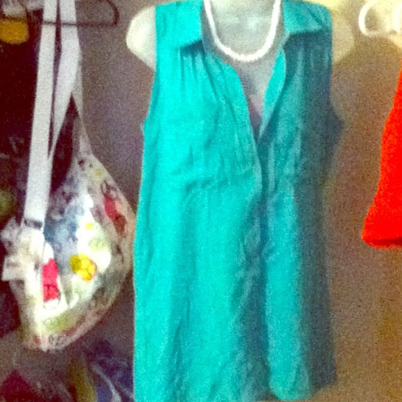 Rue 21 shirt