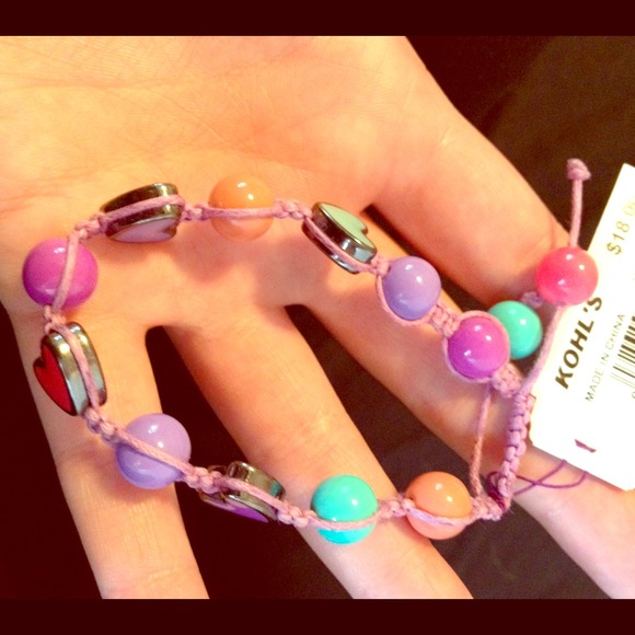 NWT Purple hearts and beads layering bracelet