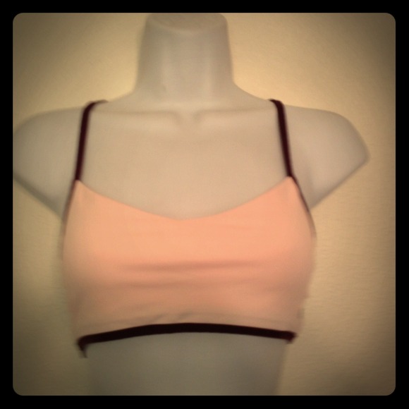 Lululemon bra worn twice rare find