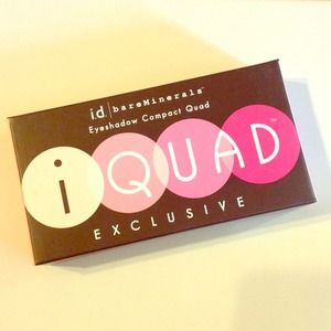 I.D.Bare Minerals iQuad