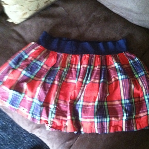 Hollister plaid skirt, super cute for summer time