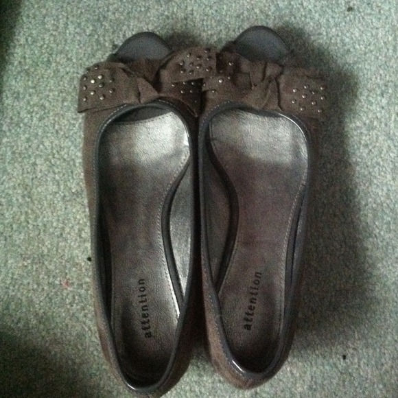 Heels - Picture 1 of 2