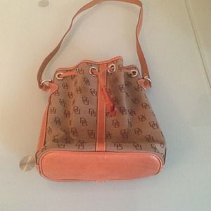 Dooney & Bourke sack