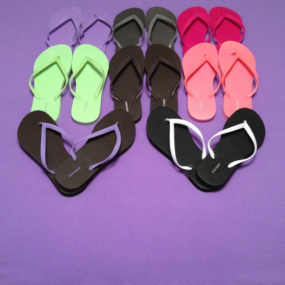 OLD NAVY FLIP FLOPS - BRAND NEW!!!