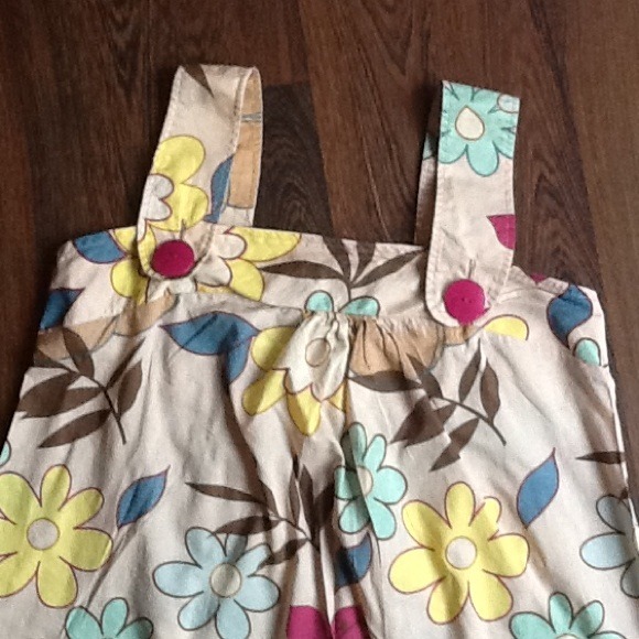 Summer top - Picture 2 of 2