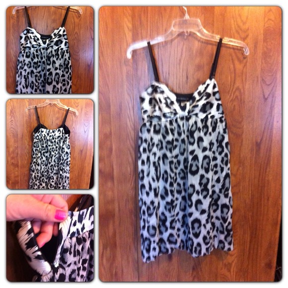 Gorgeous leopard print dress. Nwt size small