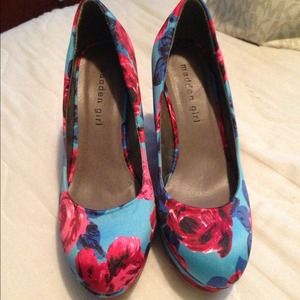 Madden Girl Wedges!! Brand New!