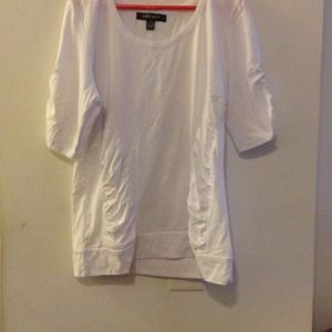 White elbow length sleeve shirt