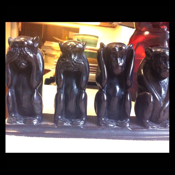 Heavy wood African Campaign against HIV Decor