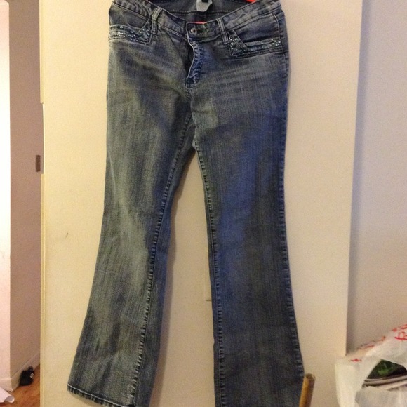 Light blue jeans boot cut with blue jewel design
