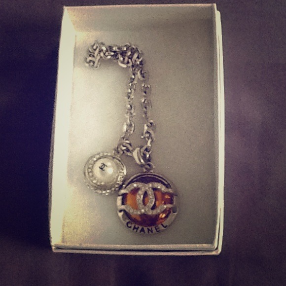 Chanel necklace & bracelet