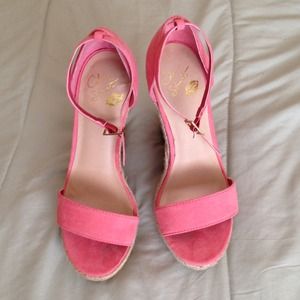 Colin Stuart wedges from Victoria's Secret