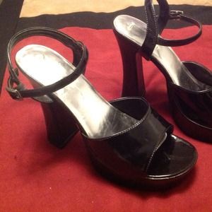 Black patent 5" chunky heel