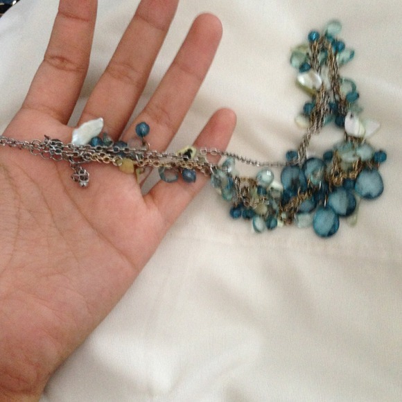 ❤Sold❤Teal necklace - Picture 2 of 3