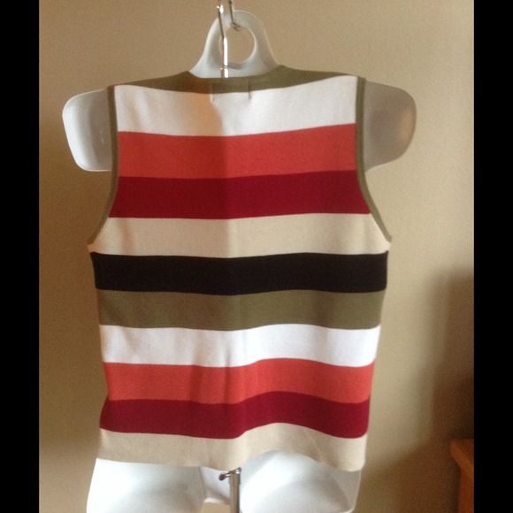 Bundled. SOLD - Picture 3 of 4