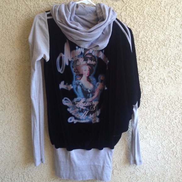 100% Authentic D&G shirt.