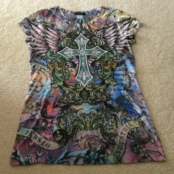 🚫Sold🚫Rhinestone cross t shirt S