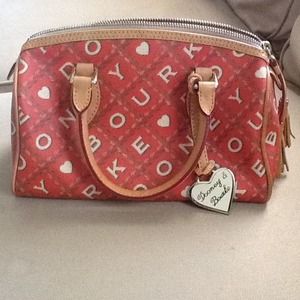 Small Dooney & Bourke satchel