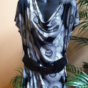 Brand new black and white top