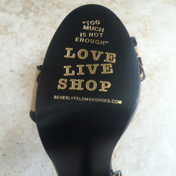 🎀SOLD🎀BUNDLE - Picture 3 of 4