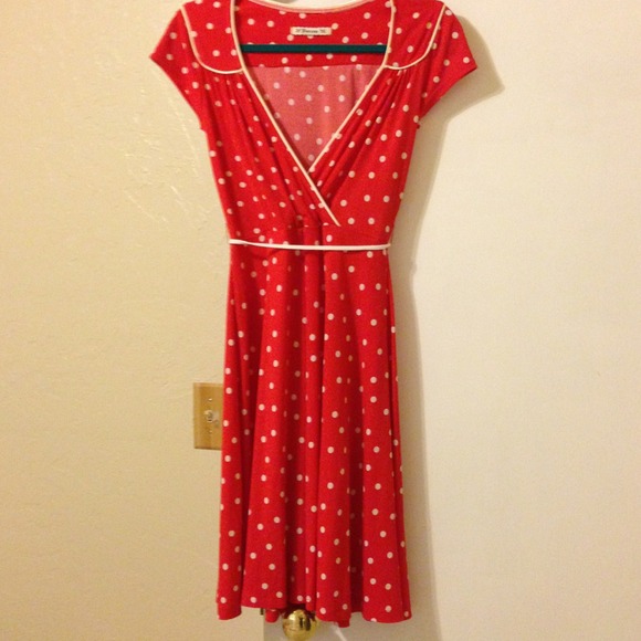 Forever 21 red polka dress