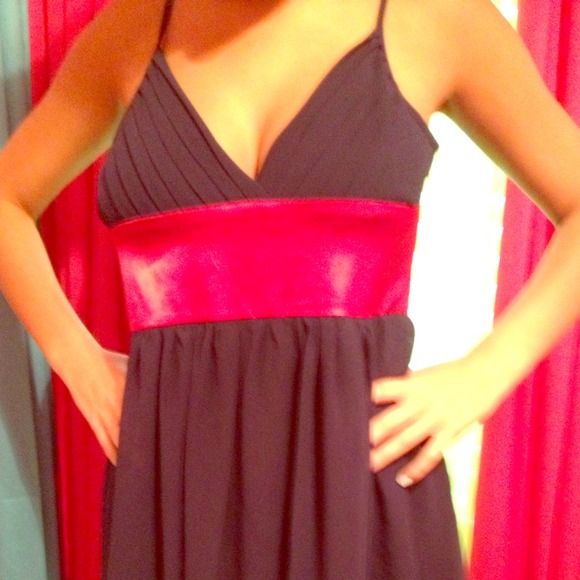 Navy dress with red satin waist detail - Picture 1 of 3