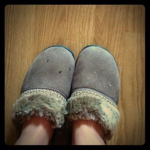 Super soft houseshoes!!