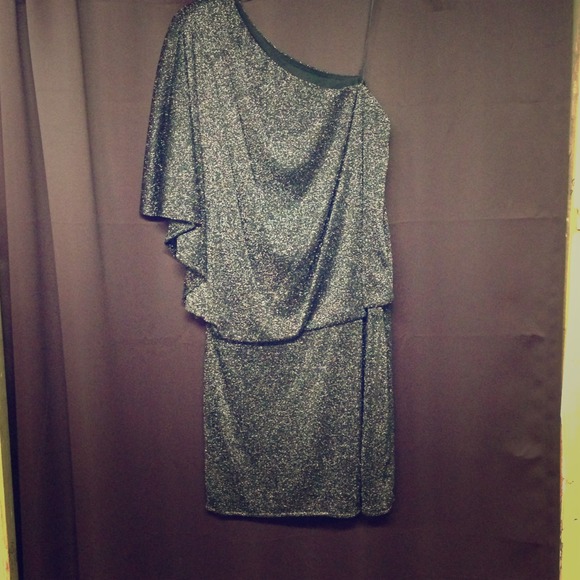 Silver/Black One Shoulder Cocktail Dress