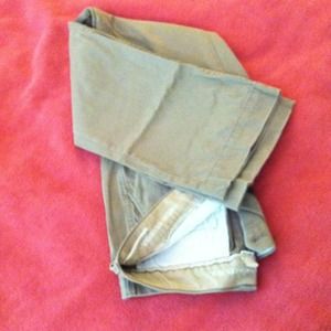 Price Reduced!! Banana Republic Weekend Chino