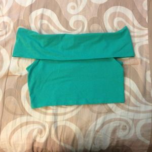 New Victoria secret's off the shoulder crop top