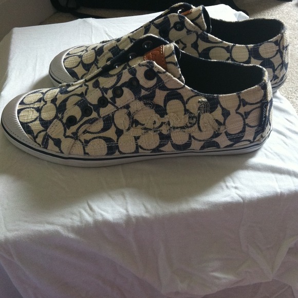 ⛔Sold⛔ Coach shoes