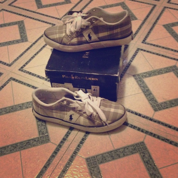 Ralph Lauren shoes ❌ RESERVED❌