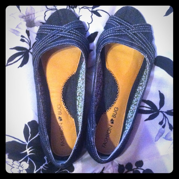 Open toe denim flats