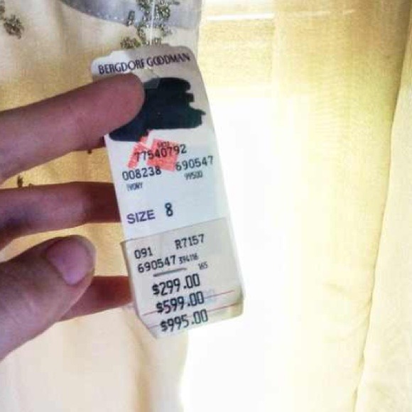 😍MJ Ivory Silk Dress😍FLASH SALE🎉👏Was$159💐👏 - Picture 3 of 4