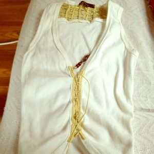 Sky lace-up cropped top w/ feather