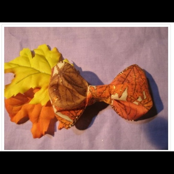 Autumn themed hair bow