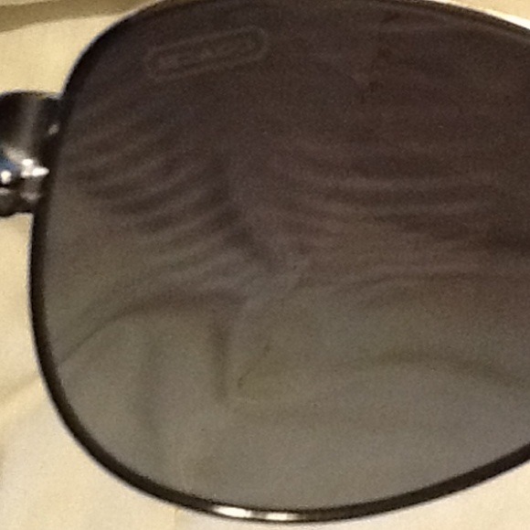 original coach sunglasses - Picture 3 of 3