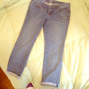 Light wash boyfriend jeans