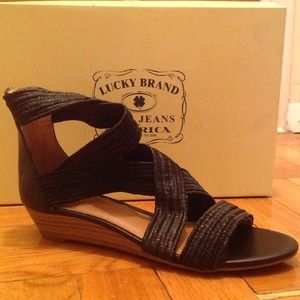 Lucky Brand Black Jute Sandals