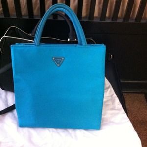 Reserved! Guess purse