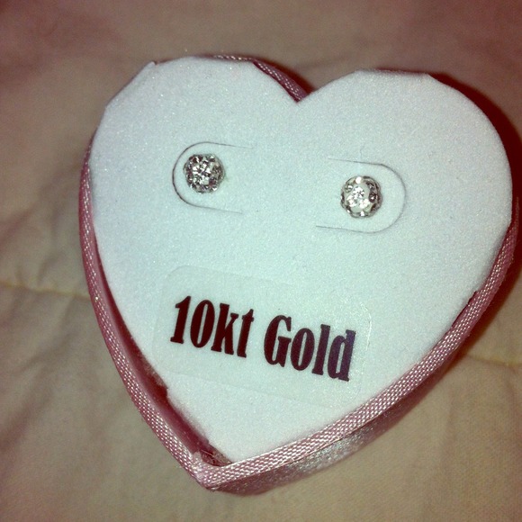 10 K gold glass rhinestone earrings!:)