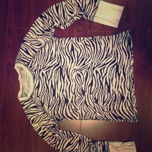 Zebra & hunter green stitching long sleeve thermal